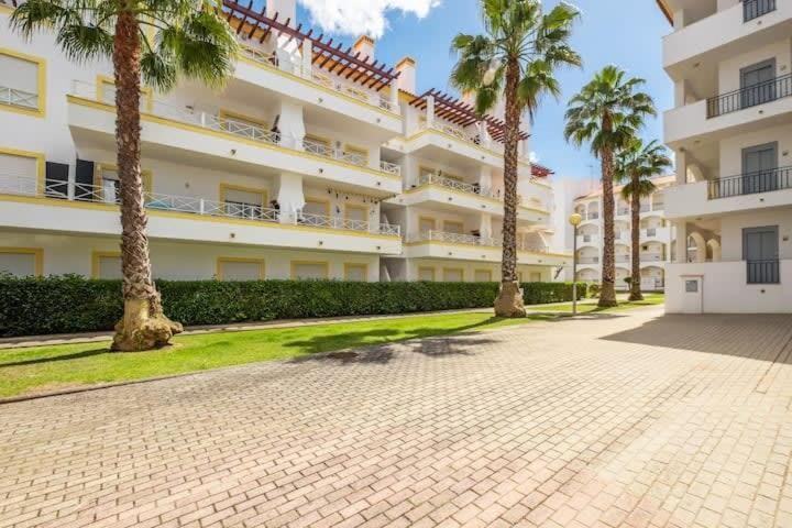 Apartment Alfarmar - Pool, Beach Only A Few Minutes Away Albufeira Esterno foto
