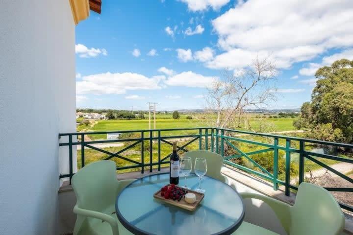 Apartment Alfarmar - Pool, Beach Only A Few Minutes Away Albufeira Esterno foto